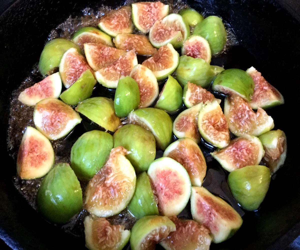 figs-in-pan